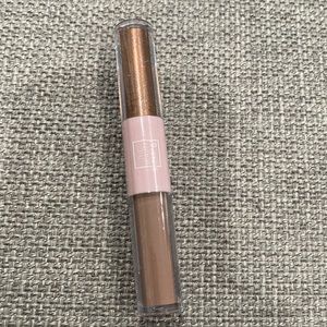 The beauty crop liquid eye shadow duo